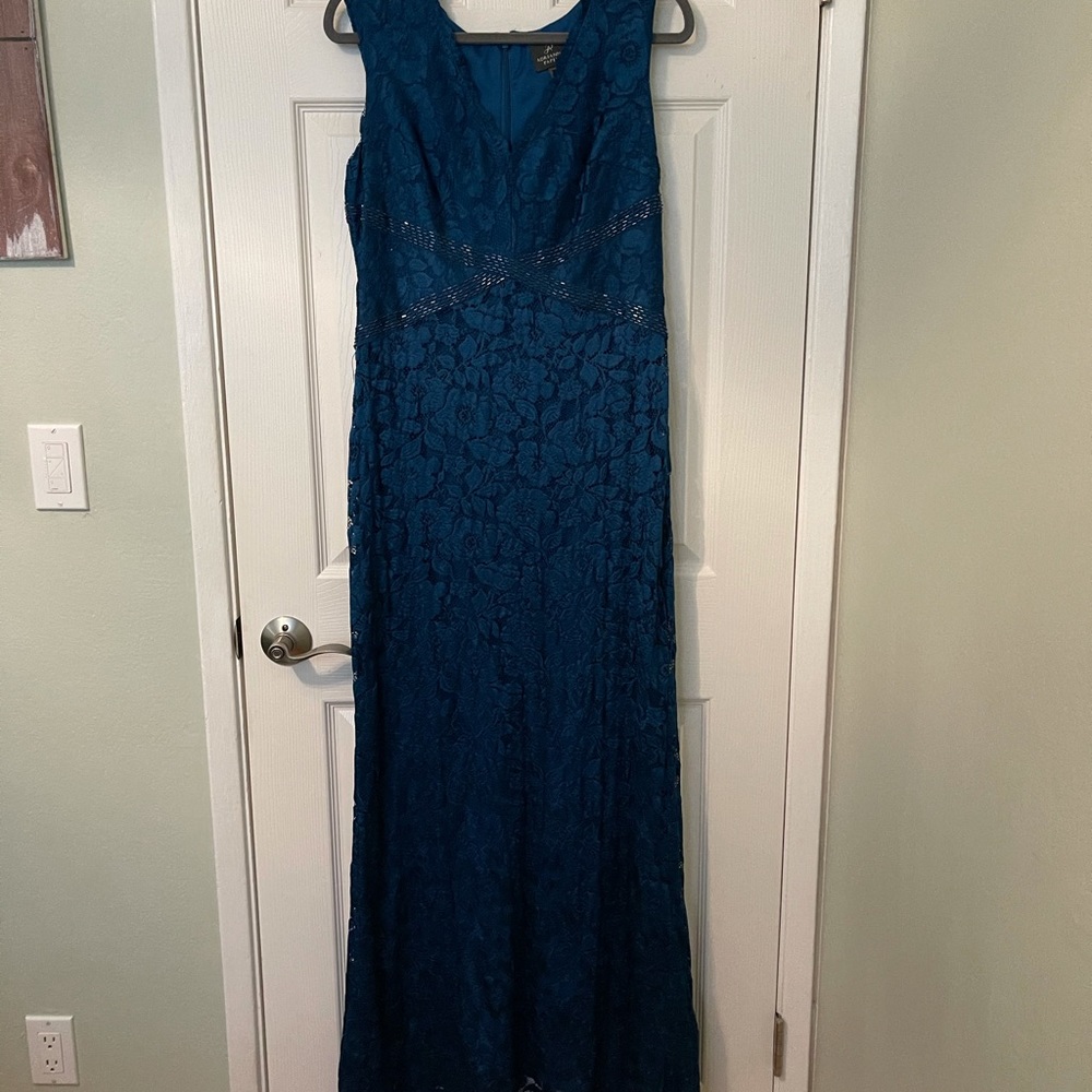 Gorgeous Blue Adrianna Papell worn once!
